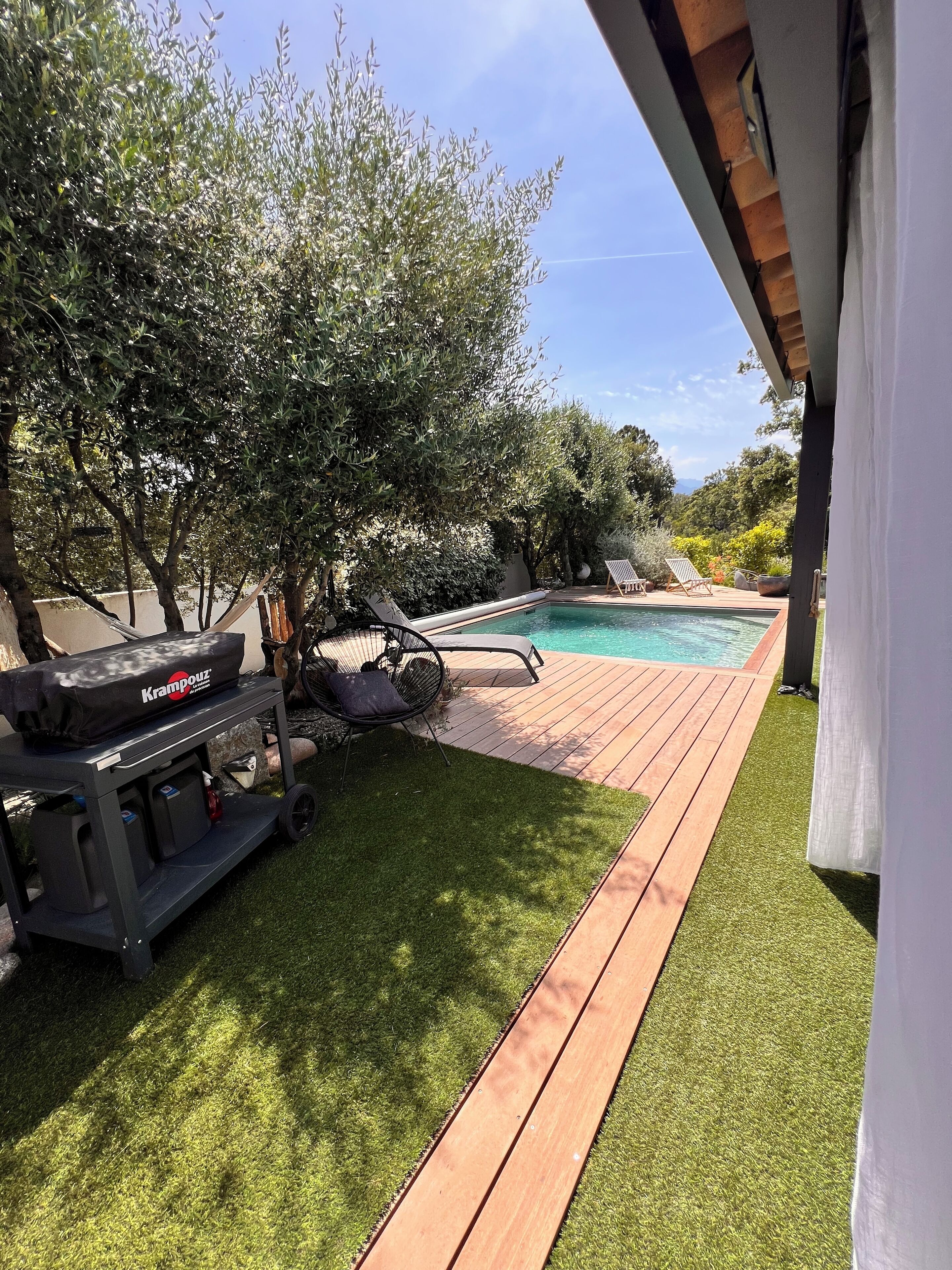 Piscine extérieure, piscine chauffée