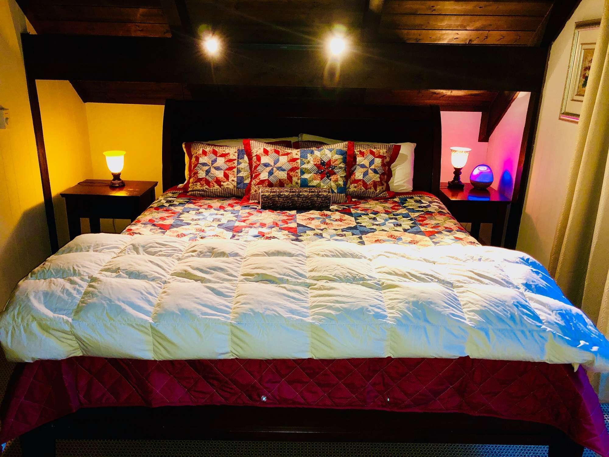 ⛰⛵️⛱Mt. Maplewood Lodge❤️Seasonal Specials★1BR★Poconos★Hot⛷Tub★Game Rm★Pets+