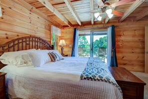 4 bedrooms, Internet, bed sheets