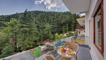 Deluxe Double Room | Balcony