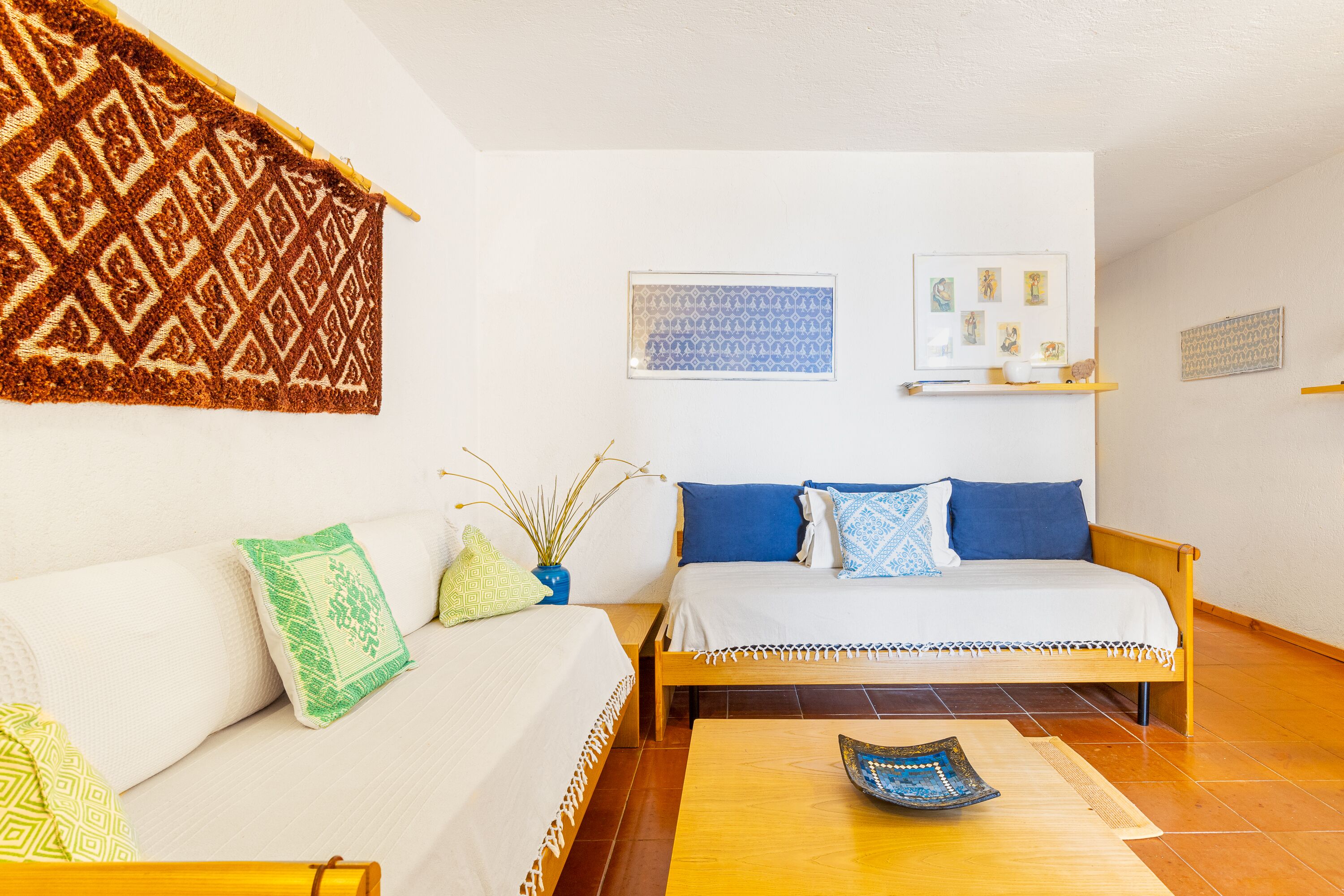 Holiday Apartment "Cugnana Verde" with Sea View, Shared Garden & Pool