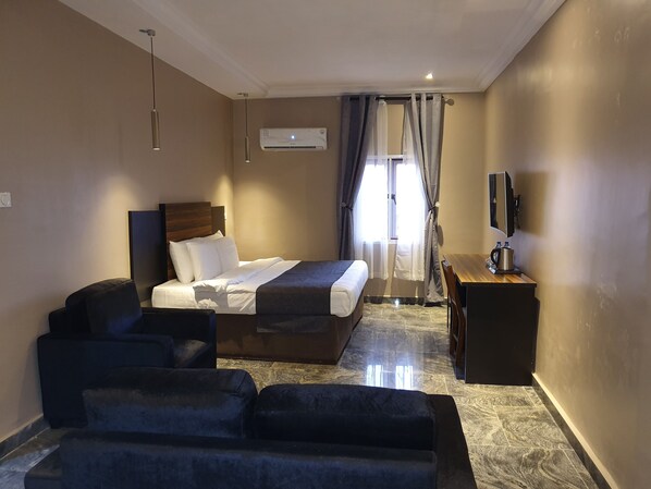 Free WiFi, bed sheets - Residency Hotel Lagos Airport (Lagos)