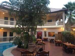 Restauration extérieure