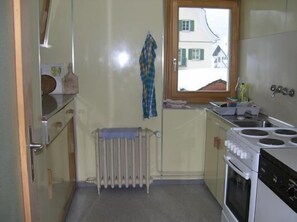 Refrigerador, parrilla de estufa y lavavajillas