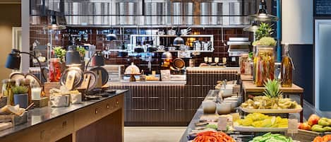 Desayuno completo incluido todos los días