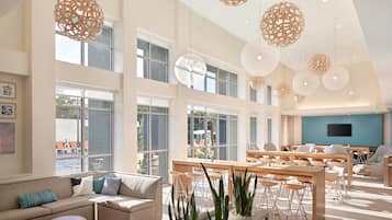 Lobby-Lounge