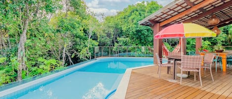 Piscine couverte