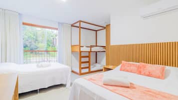 Casa | 5 habitaciones, muebles diferentes y espacio para trabajar con laptop