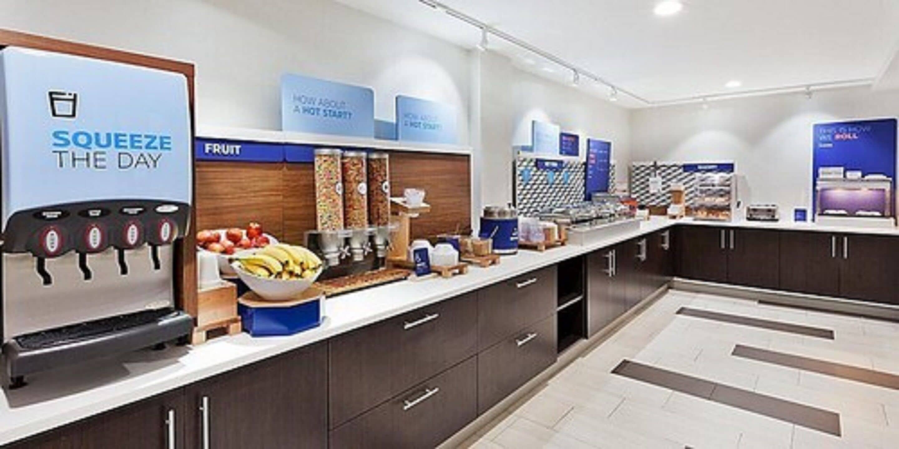 Free daily continental breakfast 