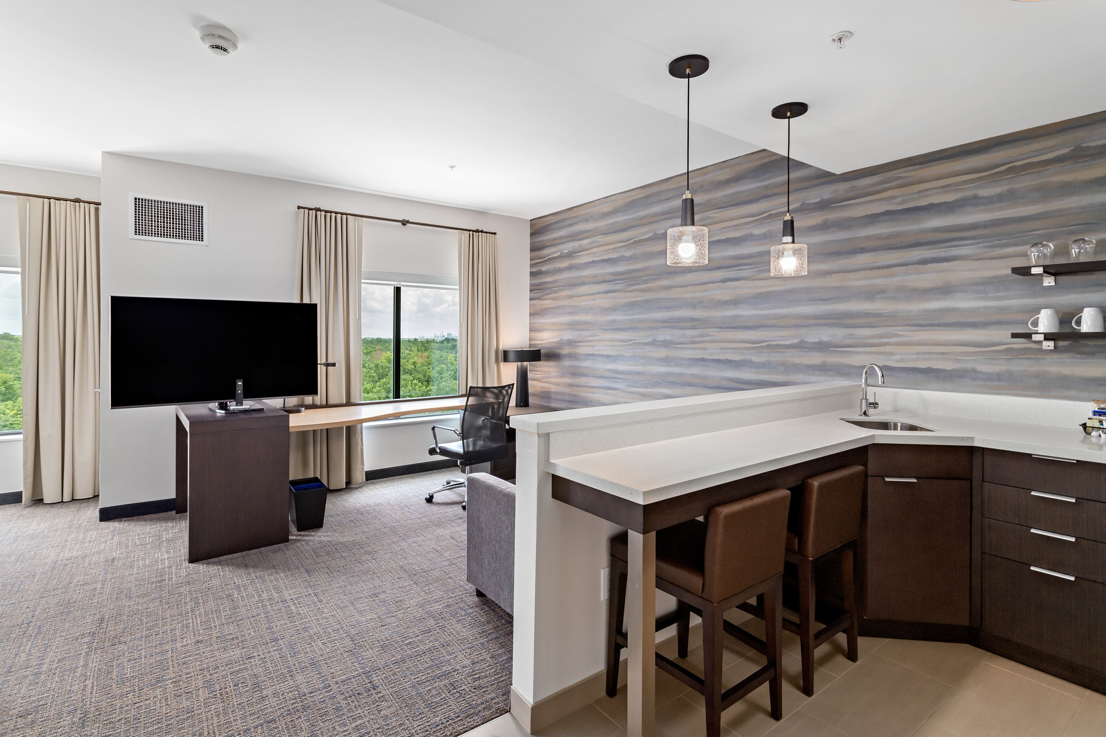 1 bedroom, iron/ironing board, rollaway beds, free wifi