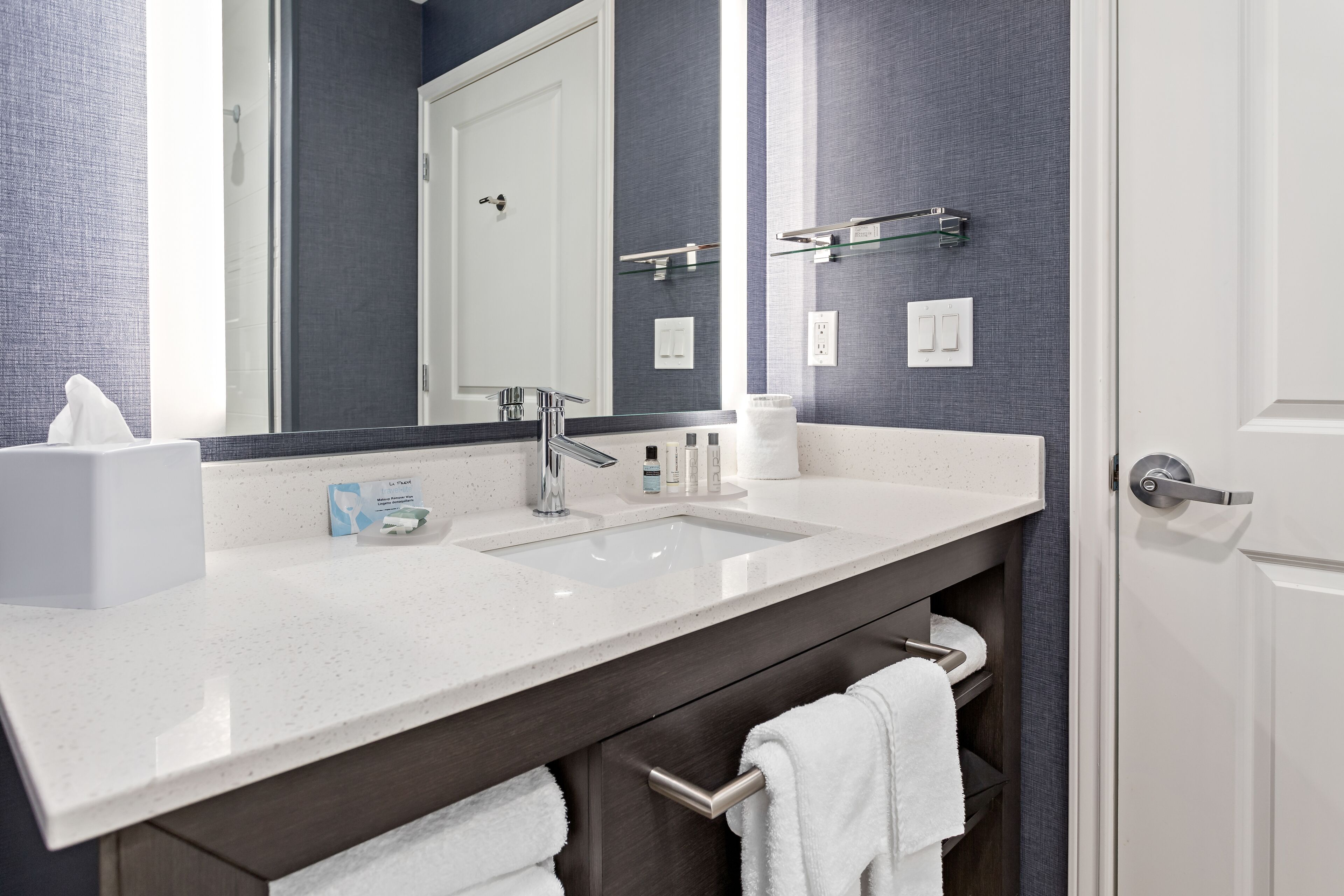 separate bathtub and shower, free toiletries, hair dryer, towels