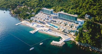 Hilton Rijeka Costabella Beach Resort & Spa
