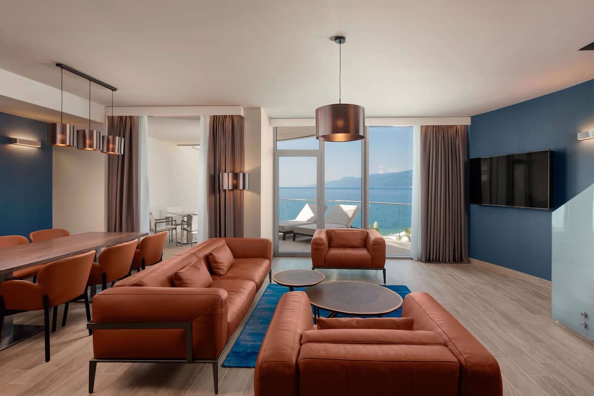 Villa, 3 Bedrooms | 1 bedroom, hypo-allergenic bedding, minibar, in-room safe