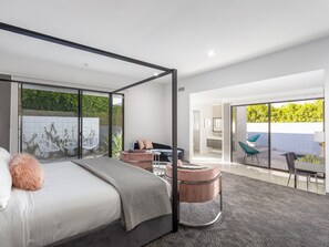 4 bedrooms, desk, iron/ironing board, free WiFi - The Icon at Indian Canyons – Waterfall Estate (Palm Springs)