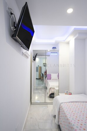 2 bedrooms, WiFi - Sweet Home in Puerto Marina (Benalmádena)