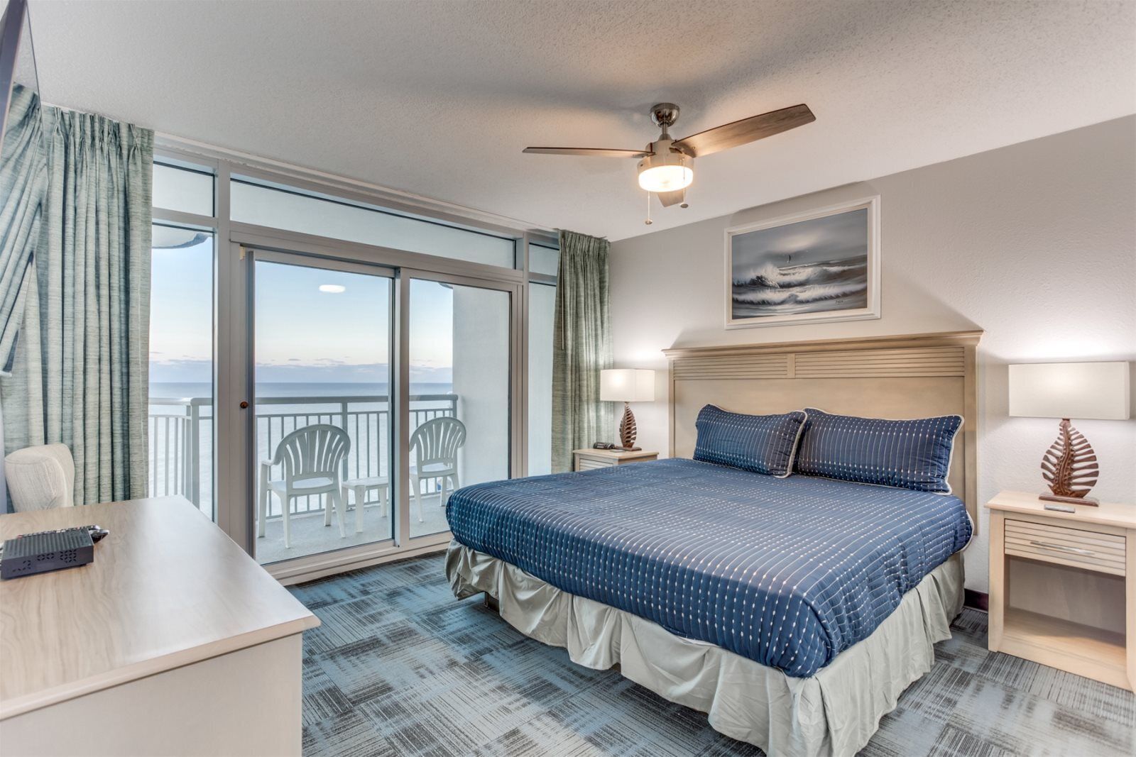 4 bedrooms, desk, free WiFi