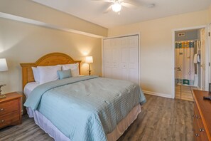 3 chambres, fer et planche à repasser, Wi-Fi, draps fournis