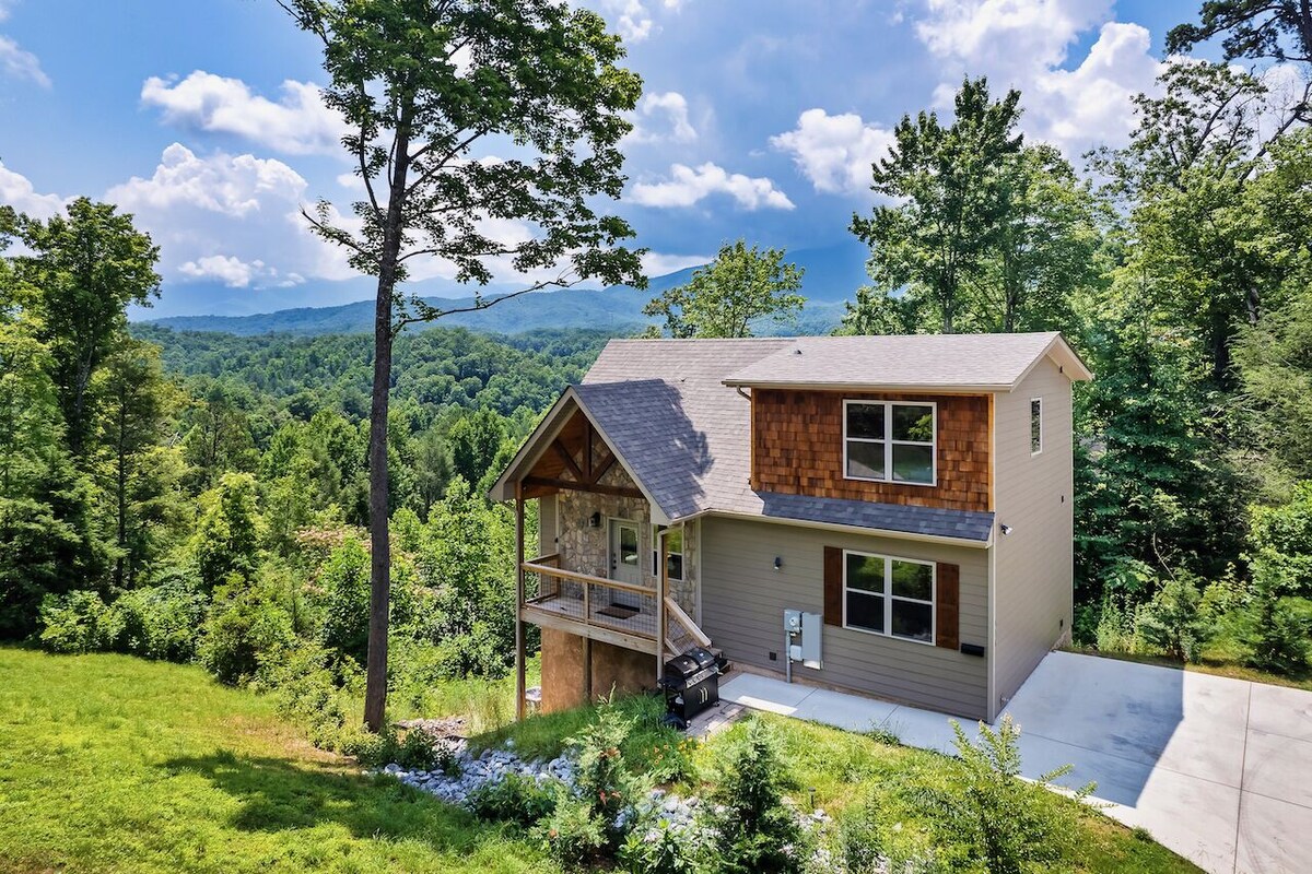 Photo 85 of Luxury 3 King Suites Cabin, Mountain Views, FirePit, HotTub, Games, Pet friendly