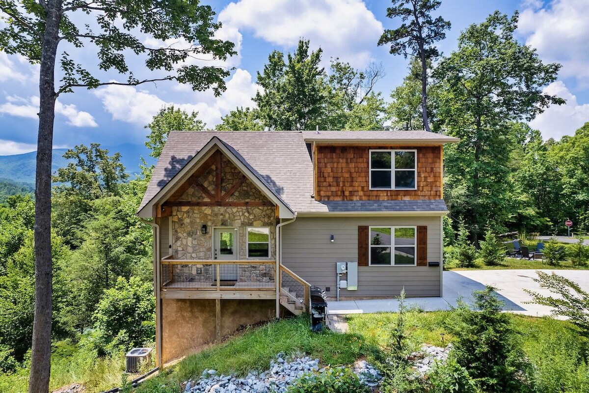 Photo 86 of Luxury 3 King Suites Cabin, Mountain Views, FirePit, HotTub, Games, Pet friendly