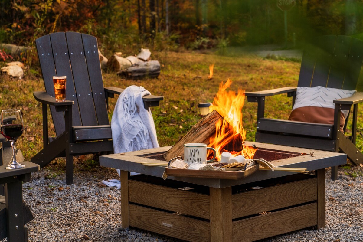 Photo 98 of Luxury 3 King Suites Cabin, Mountain Views, FirePit, HotTub, Games, Pet friendly