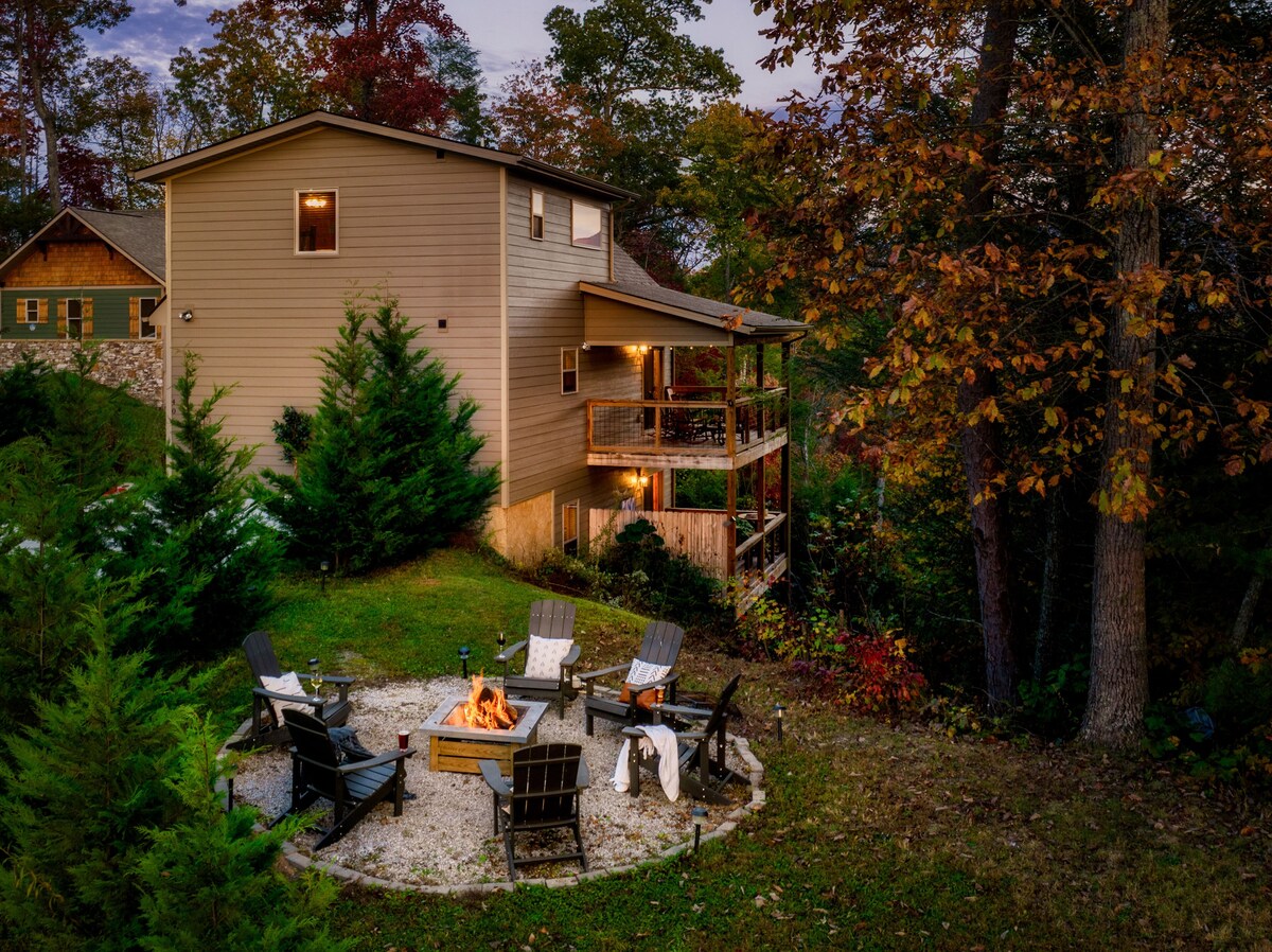 Photo 62 of Luxury 3 King Suites Cabin, Mountain Views, FirePit, HotTub, Games, Pet friendly