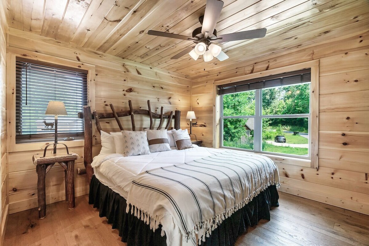 Photo 74 of Luxury 3 King Suites Cabin, Mountain Views, FirePit, HotTub, Games, Pet friendly