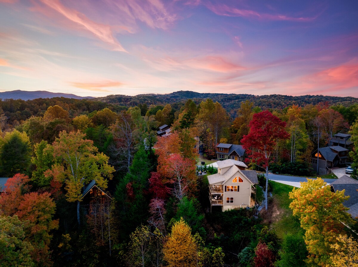 Photo 101 of Luxury 3 King Suites Cabin, Mountain Views, FirePit, HotTub, Games, Pet friendly