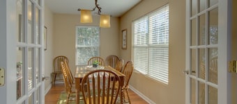 The Haven Charming Tryon House Pet Friendly