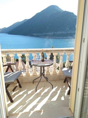 Apartment (Comfort One Bedroom Apartment) | Balcony