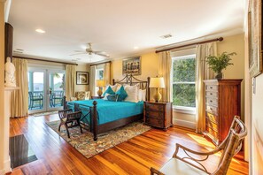 8 Schlafzimmer, Bügeleisen/Bügelbrett, Internetzugang, Bettwäsche