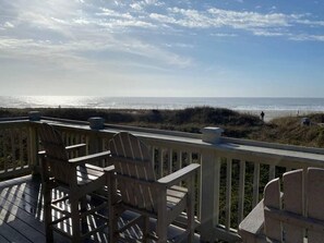 Property grounds - Beautiful 2 Bedroom Condo in Ocean Creek Resort (Myrtle Beach)