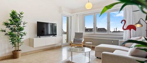 テレビ、書斎 / ワークスペース