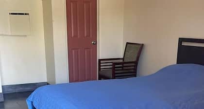 Slumberland Motel