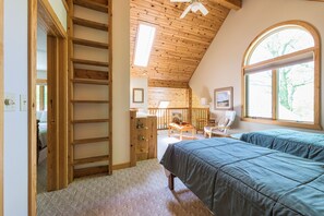 3 bedrooms, free WiFi, bed sheets