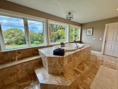 Ultimate Family Retreat:10-Acre, Heated Pool, Hot Tub & More