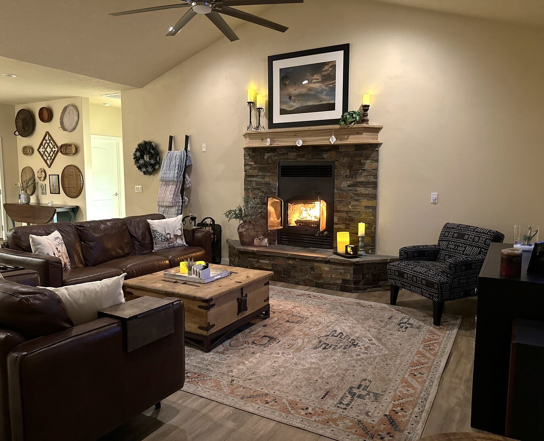 New Rental! Fenced yard, A/C, newer home close to uptown Pagosa