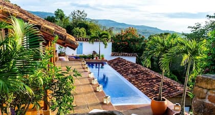  Lujosa casa en Barichara, con piscina y jacuzzi