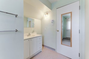 Uklassifisert bilde, 4 av 16, knapp