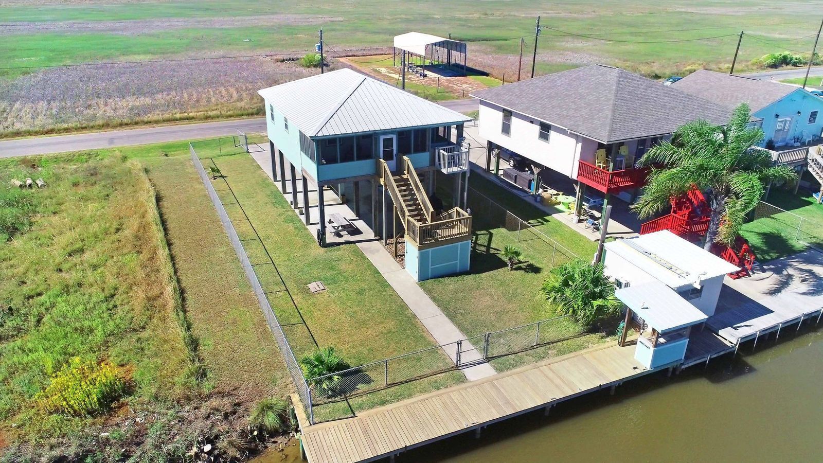 A Wave From It All Rental is minutes from Sargent Beach and Handicap Accessible 