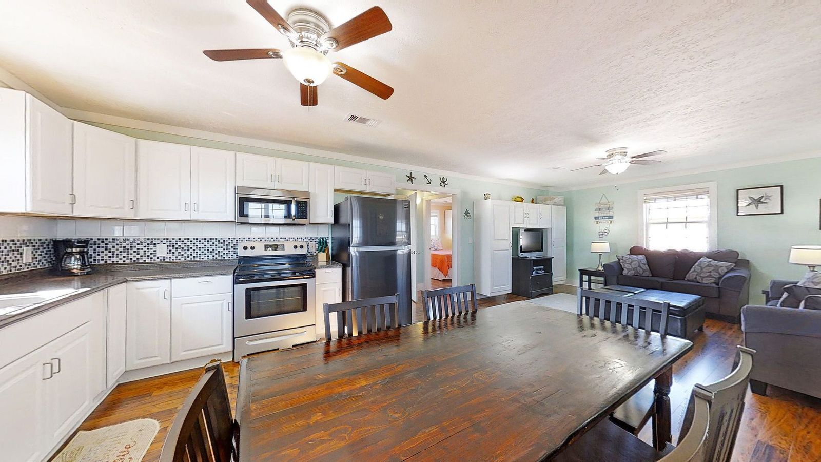 A Wave From It All Rental is minutes from Sargent Beach and Handicap Accessible 