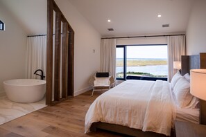 5 Schlafzimmer, Bügeleisen/Bügelbrett, Reisekinderbett, WLAN
