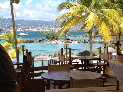 MERIDIANE 972  MARTINIQUE