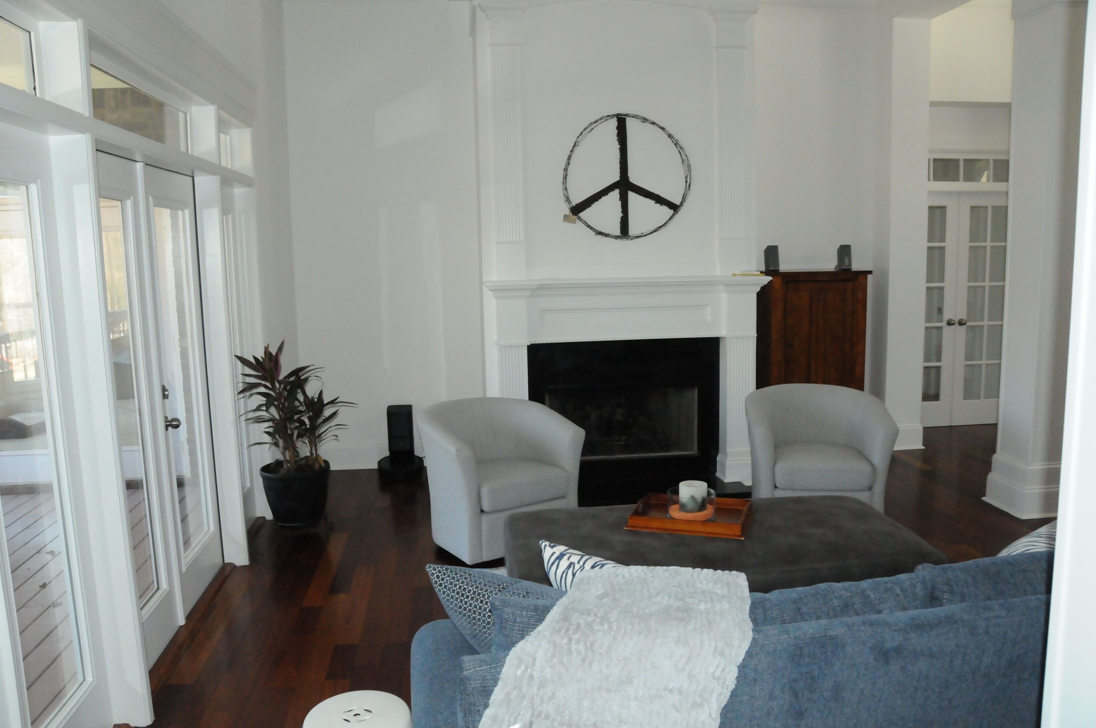 Large, Pond View Retreat, Minutes To Sanford Stadium