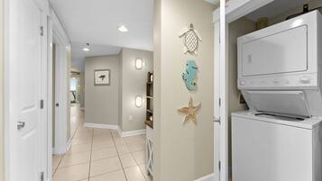 Condo (Grand Panama Tower 1 Unit 407 (2/2)) | Laundry