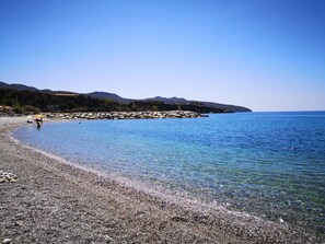 Platja a a prop 