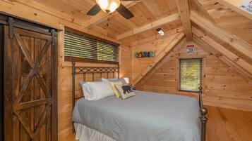 Cabin, Multiple Beds, Fireplace