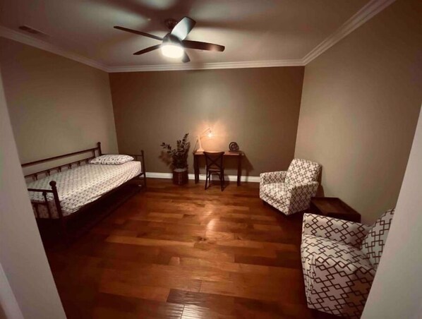4 bedrooms, WiFi