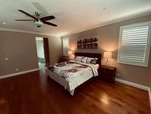 4 bedrooms, WiFi