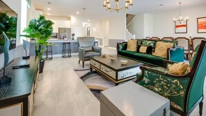 Ferienhaus, Mehrere Betten, eigener Pool, Poolblick | 8 Schlafzimmer, kostenloses WLAN