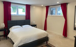 4 bedrooms, Internet, bed sheets